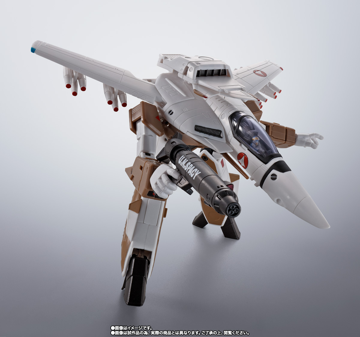 HI-METAL R VF-1A バルキリー（柿崎速雄機） 04