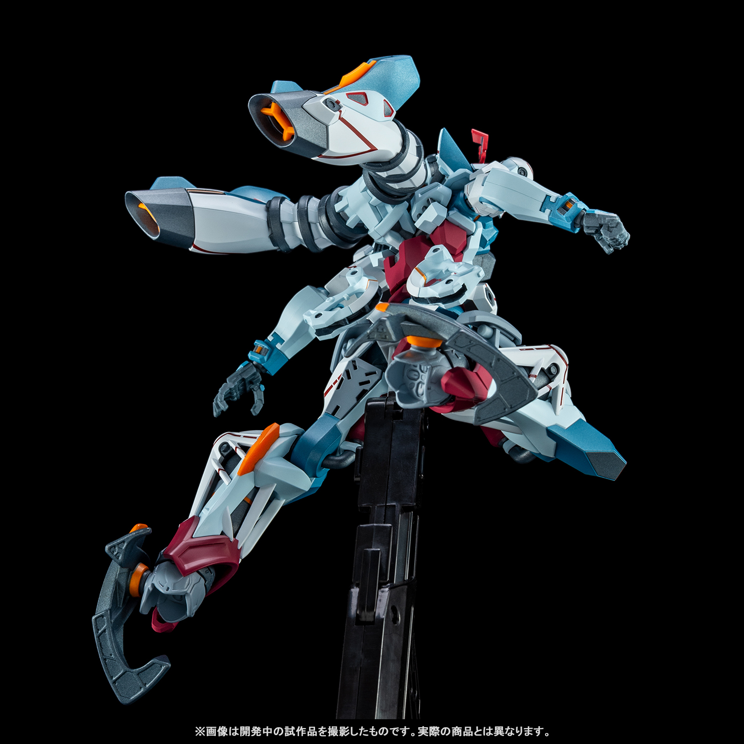 主役機が塗装済み完成品でついに登場!8月発売予定「METAL ROBOT魂 <SIDE MS> GQuuuuuuX」製品サンプル紹介&最新情報公開