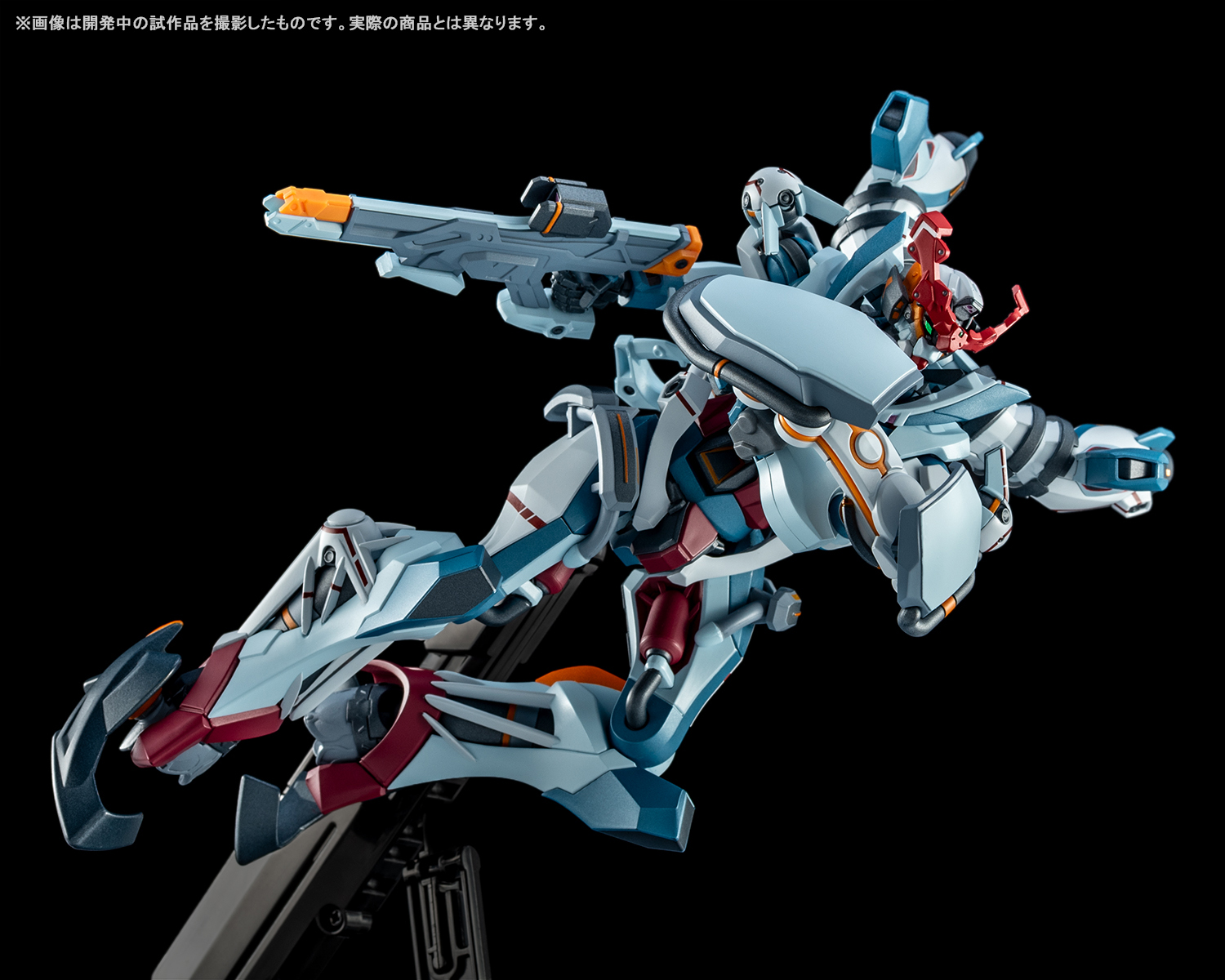 主役機が塗装済み完成品でついに登場!8月発売予定「METAL ROBOT魂 <SIDE MS> GQuuuuuuX」製品サンプル紹介&最新情報公開