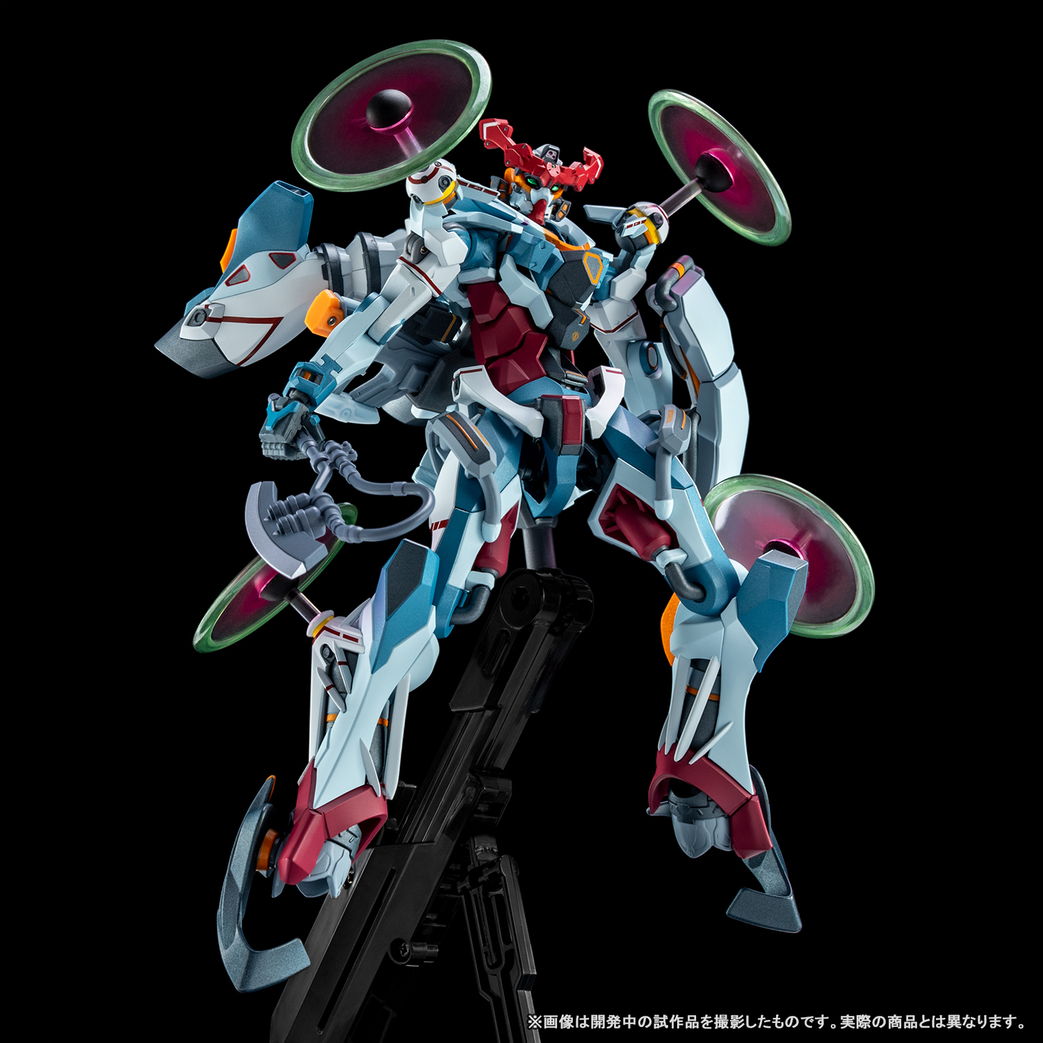 主役機が塗装済み完成品でついに登場!8月発売予定「METAL ROBOT魂 <SIDE MS> GQuuuuuuX」製品サンプル紹介&最新情報公開