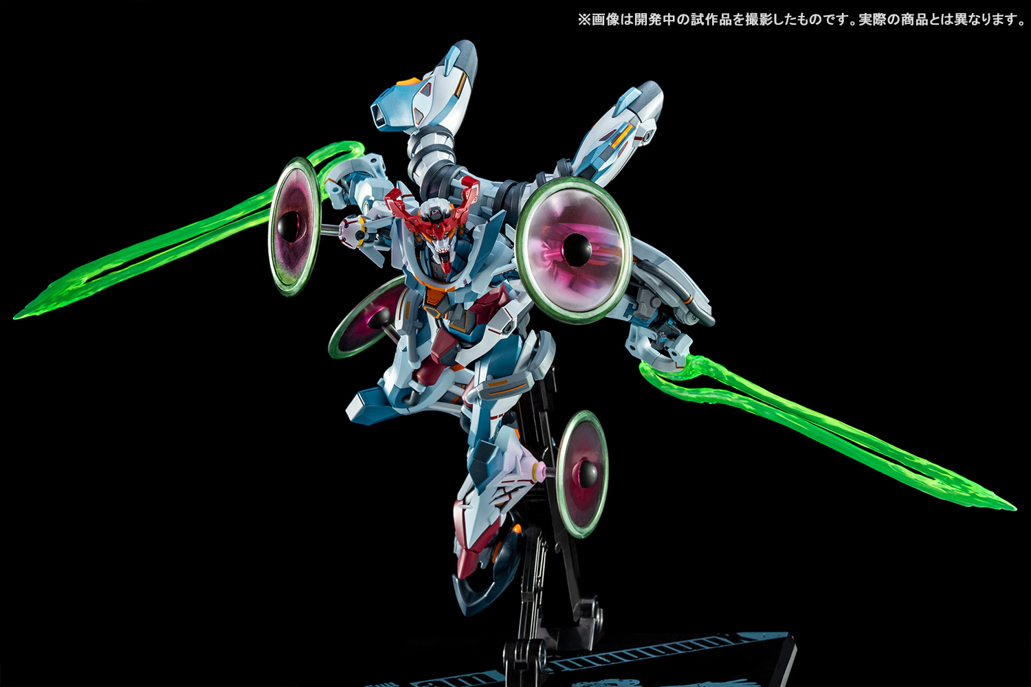 主役機が塗装済み完成品でついに登場!8月発売予定「METAL ROBOT魂 <SIDE MS> GQuuuuuuX」製品サンプル紹介&最新情報公開