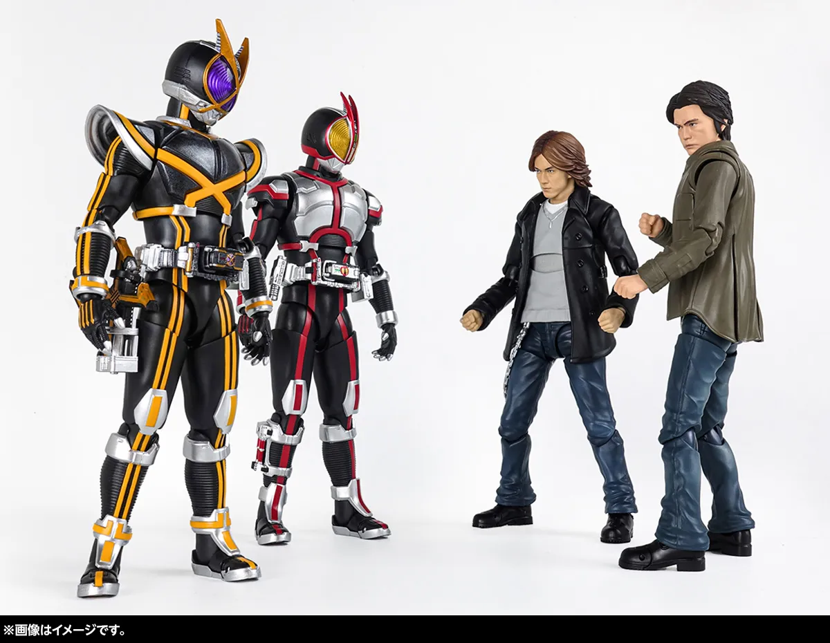 超巨大可変型バリアブルビークル登場！魂ウェブ商店受注中「S.H.Figuarts サイドバッシャー」＆3次抽選販売受付中「S.H.Figuarts（真骨彫製法） 仮面ライダーカイザ」ご紹介